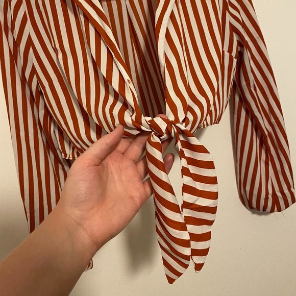 Crop Longsleeve Striped Shirt - Picture 3 of 6